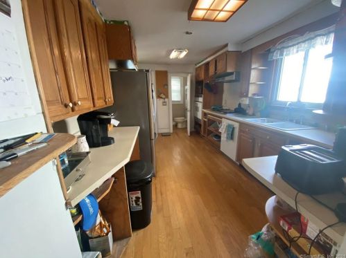 71 Newton Ave, Plainville CT  06062-2841 exterior