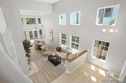 4325 Corte De La Fonda, San Diego CA  92130-2126 exterior