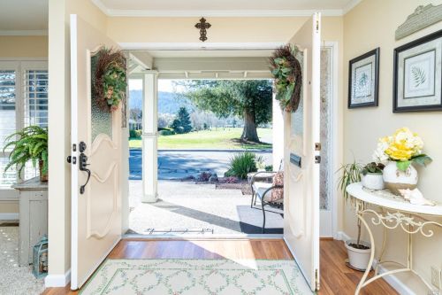 7455 Birchbark Dr, Santa Rosa, CA 95409-6215