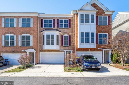 3248 Theodore R Hagans Dr, Washington, DC 20018-4319