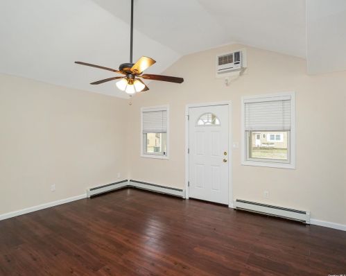 51 Forest Ave, Lake Grove, NY 11755-1530