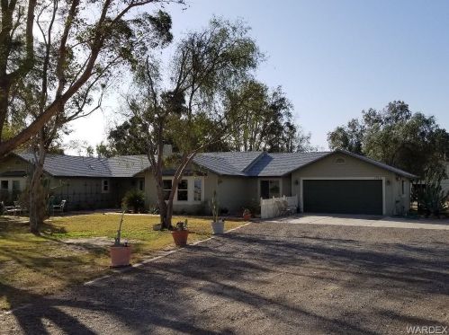 1790 Willow Dr, Mohave Valley, AZ 86440-9342