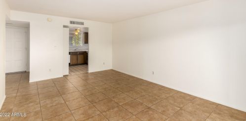 2401 70th St, Scottsdale, AZ 85257-2063
