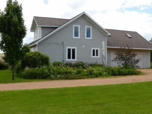 4839 Fairview Rd, Fenwood, WI 54426-9369