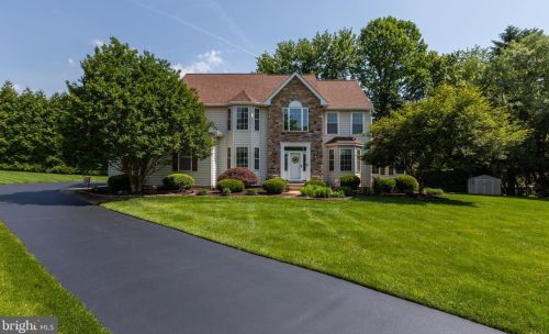 3722 Old Post Cir, Boothwyn, PA 19060-1850