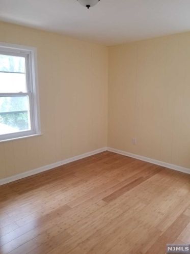 88 Kuna Ter, Irvington NJ  07111-2919 exterior