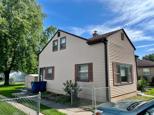 3133 Maple Dr, Hammond, IN 46322-1248