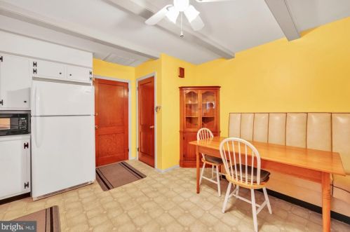 121 Lemon St, Ephrata PA  17522-2313 exterior