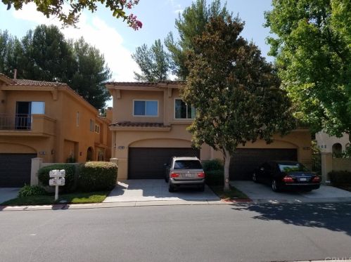 2049 Lake Shore Dr, Chino Hills, CA 91709-5950