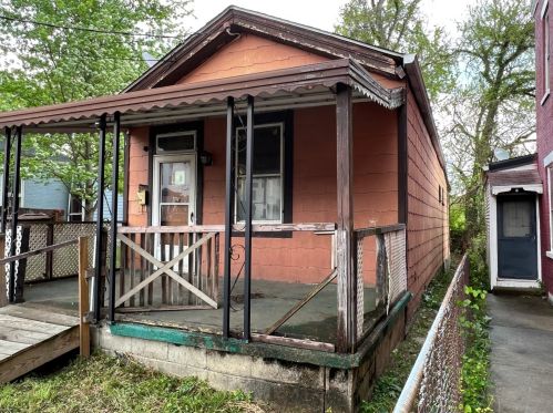 1222 Wheeler St, Covington, KY 41011-3520