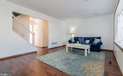 82 Village Dr, Dover, DE 19904-6534