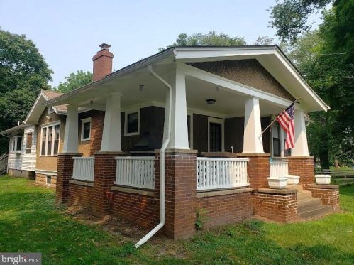 779 Woodlane Rd, Beverly, NJ 08010-1901