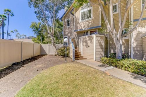 9260 Towne Centre Dr, San Diego, CA 92121-3006