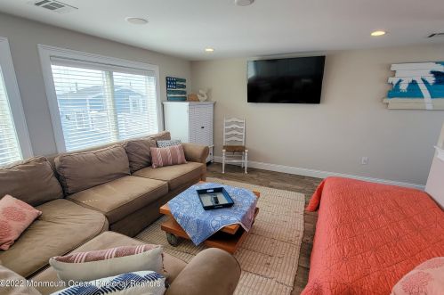 3006 Ocean Rd, Lavallette NJ  08735-1919 exterior