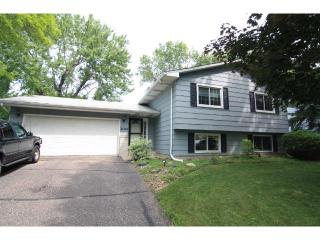 2031 Brenner Ave, Saint Paul, MN 55113-1208