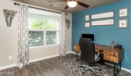 60 Holly Hall Rd, Beaufort SC  29907-2508 exterior