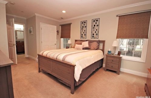 201 Medea Way, Central Islip NY  11722-4540 exterior