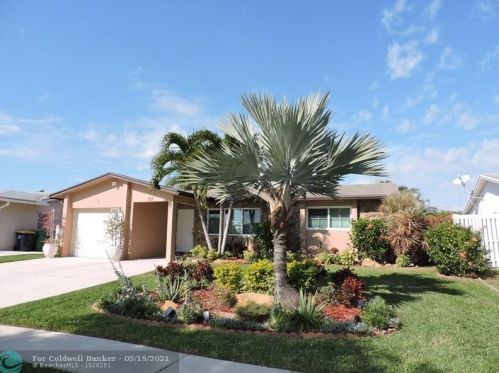 313 4th Ter, Dania Beach FL  33004-4714 exterior