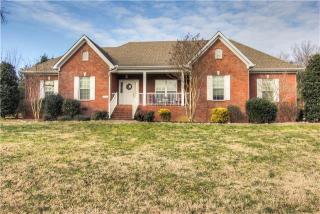 3332 Barfield Crescent Rd, Murfreesboro, TN 37128-5715