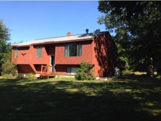 353 North Rd, Deerfield, NH 03037-1114