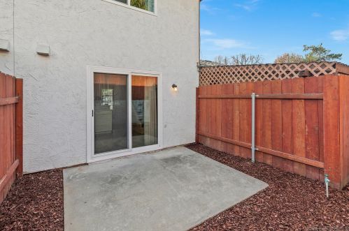 6492 Bell Blf Ave, San Diego CA 92119-1046 exterior