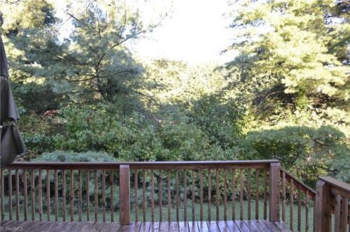 1017 William Brown Ln, Kernersville, NC 27284-2387