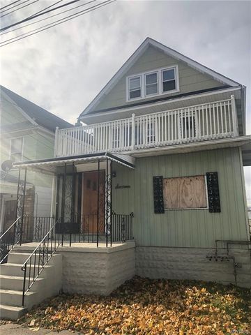 16 Hoerner Ave, Buffalo, NY 14211-2706