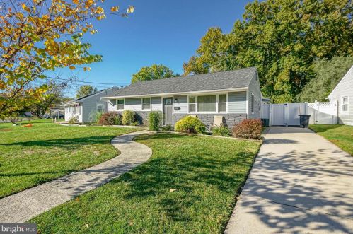 139 Peterson Blvd, West Deptford, NJ 08096-1820