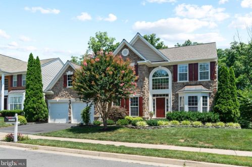 12141 Paper Birch Ln, Gainesville, VA 20155-5205
