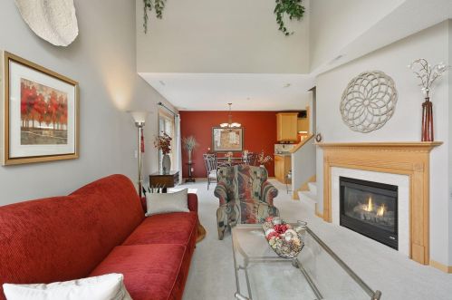 5423 Brewer Ln, Inver Grove Heights MN 55076-6000 exterior