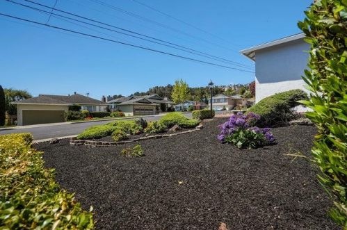 464 Yellowstone Dr, South San Francisco CA  94080-4235 exterior