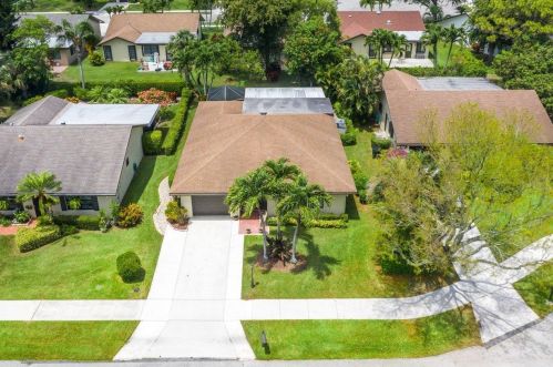 2753 Begonia Ct, Delray Beach, FL 33445-6869