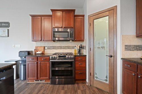 8793 84th St, Kenosha WI  53158-1337 exterior