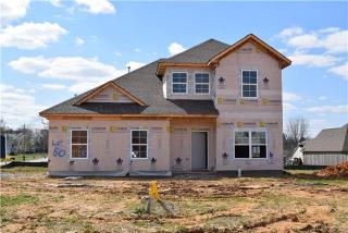 1326 Raden Dr, Lebanon, TN 37087-2159