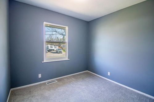 2615 Mercer Dr, Marion OH  43302-8624 exterior