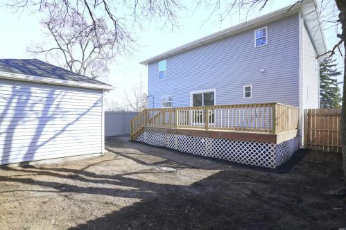 330 Marion St, Mishawaka IN  46545-6512 exterior