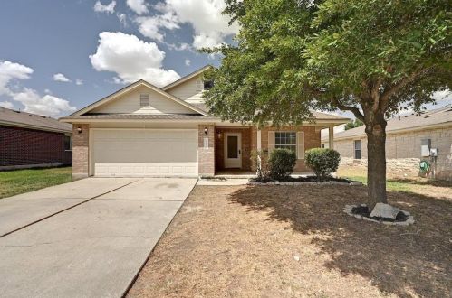 213 Peaceful Haven Way, Monadale, TX 78634-4178