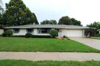665 Viewcrest Ter, Lyons, WI 53105-1641