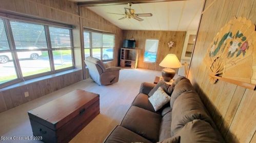 1214 Paurotis Dr, Sebastian FL  32976-7053 exterior