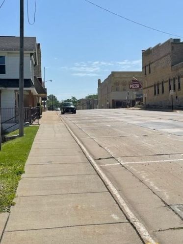 124 Jackson St, Ripon, WI 54971-1314