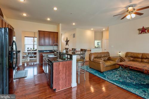 264 Burberry Ln, Charles Town WV  25414-5621 exterior