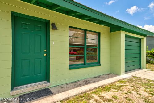 80 Lakeview Ave, Titusville, FL 32796-2226