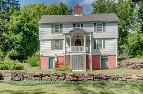 779 Millbrook Rd, Middletown, CT 06457-5501