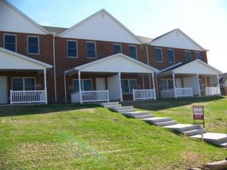 1412 Wingate Dr, Dubuque IA  52002-5518 exterior
