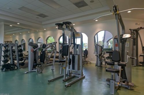 12823 Carrington Cir, Naples FL  34105-5016 exterior