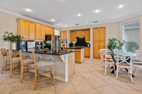 3909 Edgeview Ct, Modesto CA  95355-7318 exterior