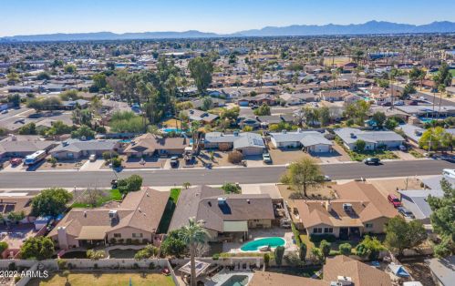 4426 El Caminito Dr, Glendale AZ 85302-6025 exterior