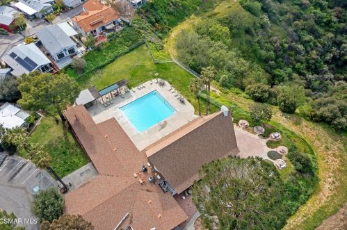 142 Pueblo Ln, Topanga CA  exterior