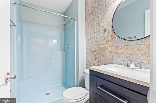 4 Willow Branch Pl, Fredericksburg VA  22405-1446 exterior