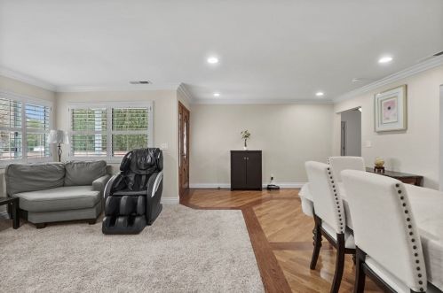 431 Valley Center Ave, Glendora CA  91741-3857 exterior